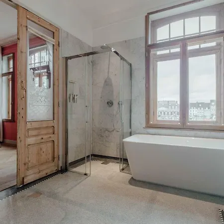 酒店 Maison Hustinx Op Het Vrijthof 4*
